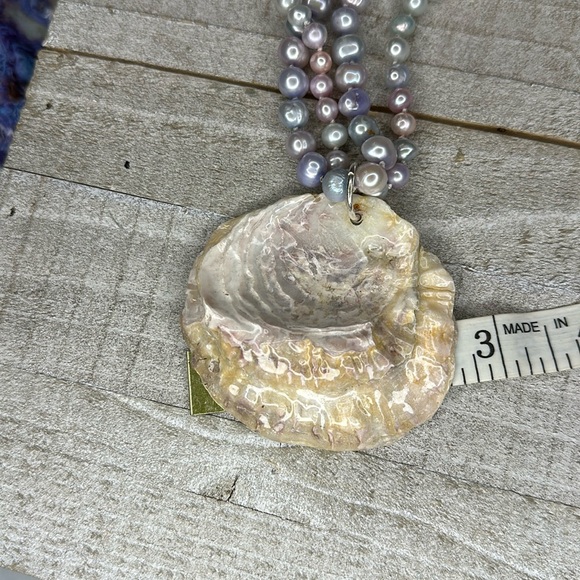 Oyster shell 🐚 necklace - Picture 5 of 7